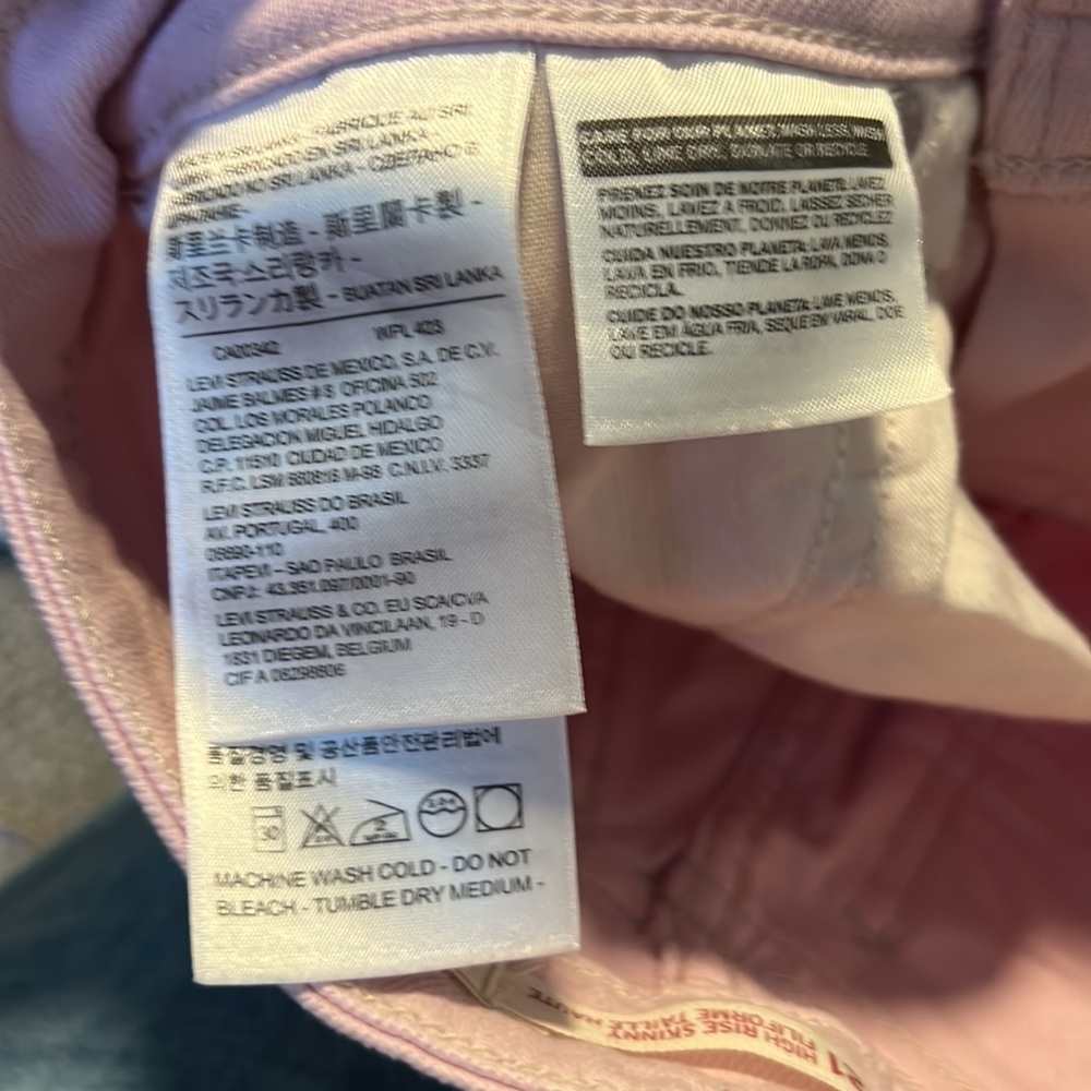 Pink 721 Levi’s High Rise Skinny Jeans - Picture 8 of 14